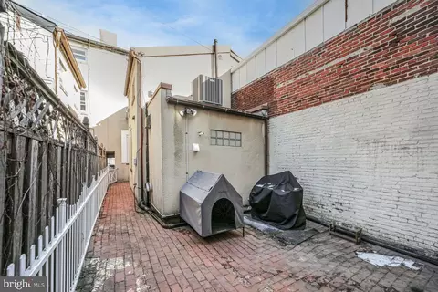 Exterior - 242 Albemarle St, Baltimore, MD 21202 photo 1 of 1
