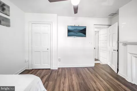 Bedroom - 242 Albemarle St, Baltimore, MD 21202 photo 6 of 6