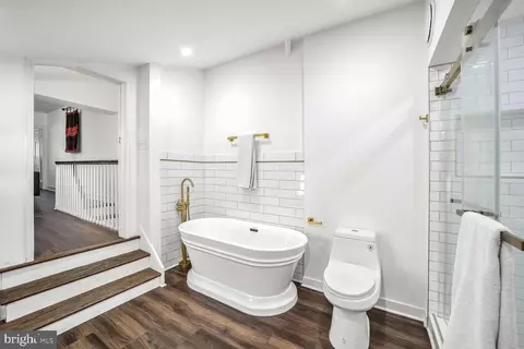 Bath - 242 Albemarle St, Baltimore, MD 21202 photo 3 of 3