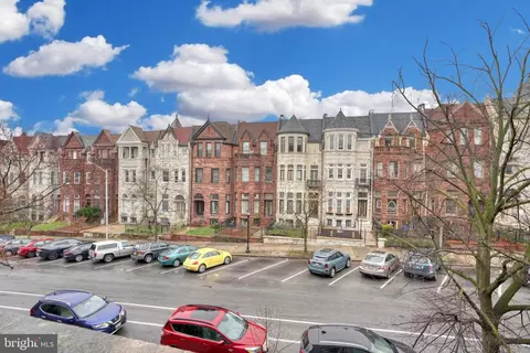 Exterior - 2323 Eutaw Pl, Baltimore, MD 21217 photo 4 of 4