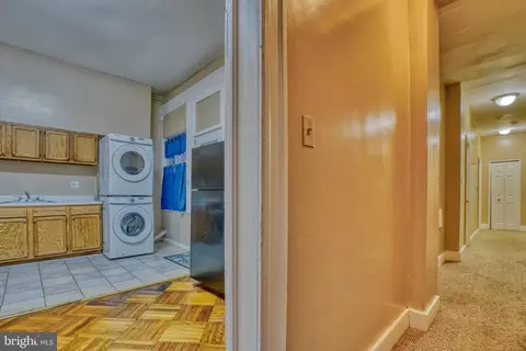 Entry Way - 2323 Eutaw Pl, Baltimore, MD 21217 photo 6 of 14