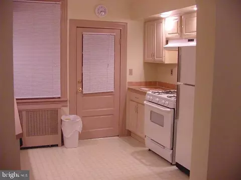 825 S Decker Ave, Baltimore, MD 21224 photo 6