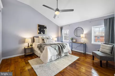 Bedroom - 304 S Ann St, Baltimore, MD 21231 photo 2 of 3