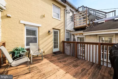 Exterior - 304 S Ann St, Baltimore, MD 21231 photo 5 of 6