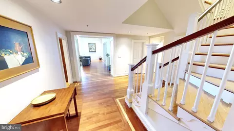 Entry Way - 10 E Lee St #2707, Baltimore, MD 21202 photo 2 of 9