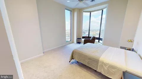Bedroom - 10 E Lee St #2707, Baltimore, MD 21202 photo 5 of 8