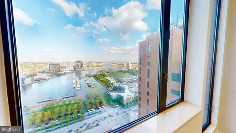View/Area - 10 E Lee St #2707, Baltimore, MD 21202 photo 10 of 12