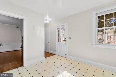 2 Saint Dunstans Garth, Baltimore, MD 21212 photo 17