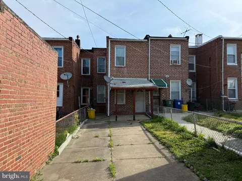 Exterior - 2805 Pelham Ave, Baltimore, MD 21213 photo 2 of 3