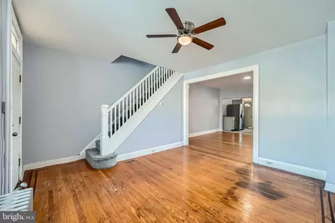 Living - 2805 Pelham Ave, Baltimore, MD 21213 photo 2 of 5