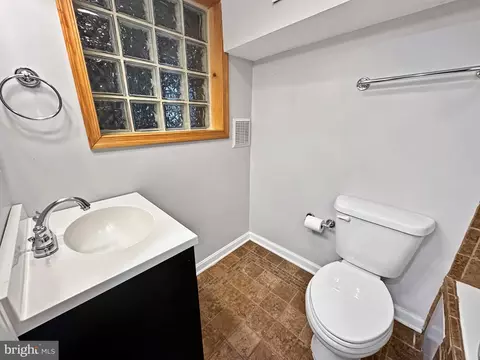 1615 Olive St, Baltimore, MD 21230 photo 26