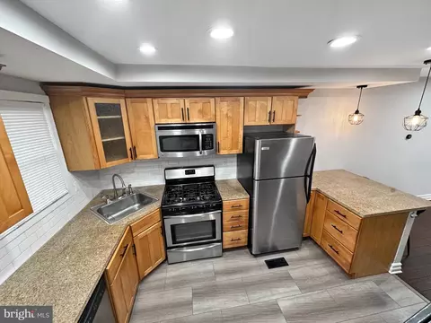 1615 Olive St, Baltimore, MD 21230 photo 9