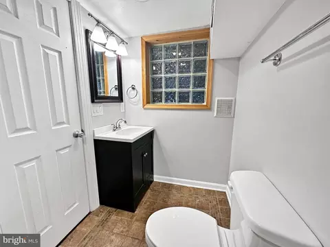 1615 Olive St, Baltimore, MD 21230 photo 25