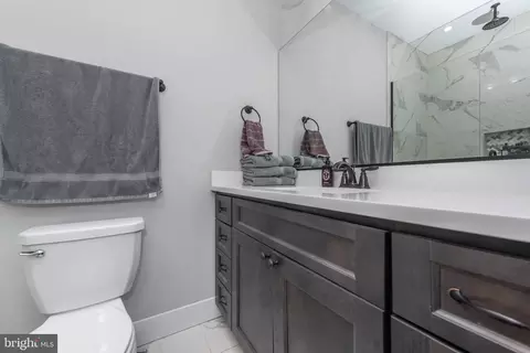 806 Powers St, Baltimore, MD 21211 photo 14