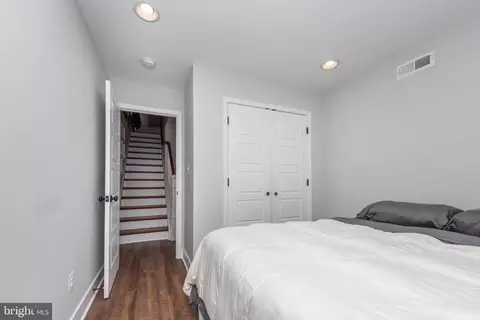 806 Powers St, Baltimore, MD 21211 photo 24