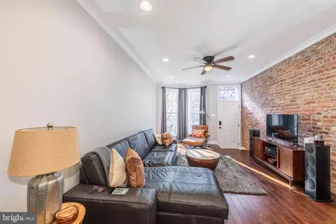 806 Powers St, Baltimore, MD 21211 photo 5
