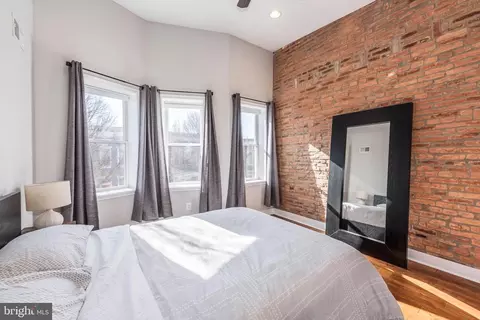 806 Powers St, Baltimore, MD 21211 photo 12