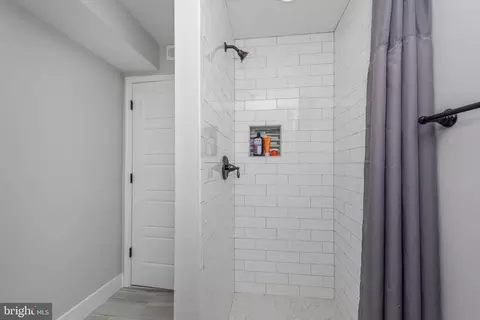 806 Powers St, Baltimore, MD 21211 photo 26
