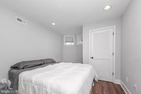 806 Powers St, Baltimore, MD 21211 photo 23