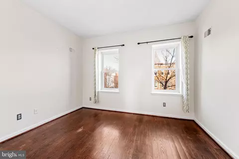 Bedroom - 2213 E Baltimore St, Baltimore, MD 21231 photo 3 of 5