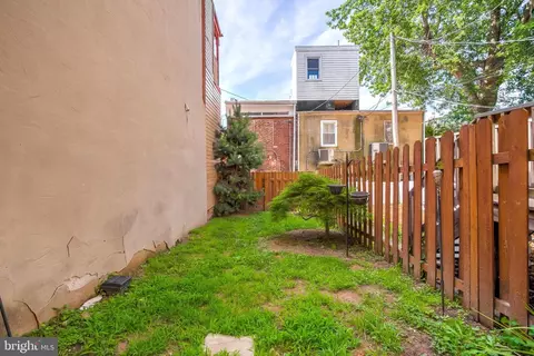 Exterior - 2213 E Baltimore St, Baltimore, MD 21231 photo 4 of 7