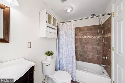 Bath - 2213 E Baltimore St, Baltimore, MD 21231 photo 4 of 4