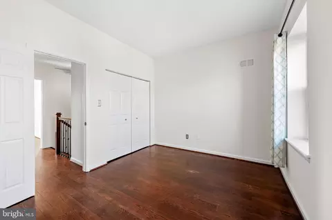Bedroom - 2213 E Baltimore St, Baltimore, MD 21231 photo 4 of 5