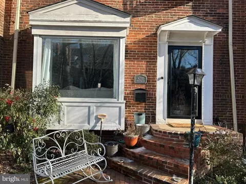 4211 Wickford Rd, Baltimore, MD 21210