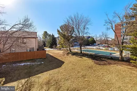 729 Stoney Spring Dr, Baltimore, MD 21210 photo 12