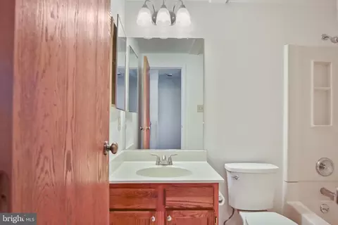 1102 Laurens St, Baltimore, MD 21217 photo 27