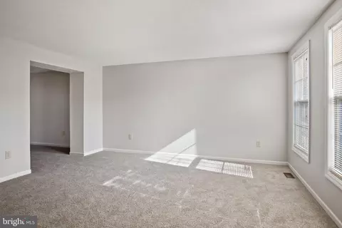 1102 Laurens St, Baltimore, MD 21217 photo 8