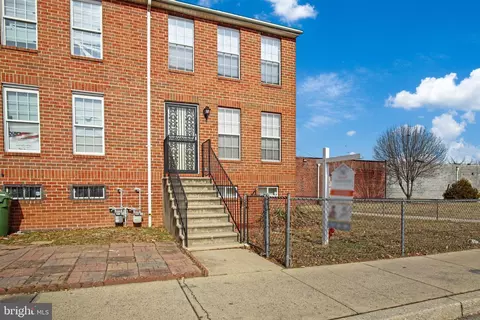 1102 Laurens St, Baltimore, MD 21217 photo 2