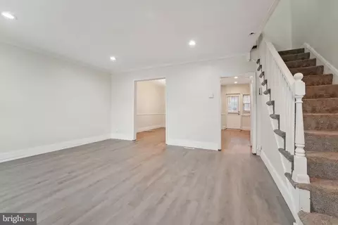 Entry Way - 1507 Northwick Rd, Baltimore, MD 21218 photo 3 of 8