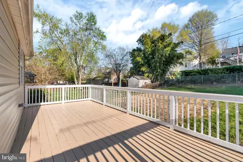Exterior - 2806 Hemlock Ave, Baltimore, MD 21214 photo 7 of 8