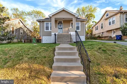 Exterior - 2806 Hemlock Ave, Baltimore, MD 21214 photo 2 of 8