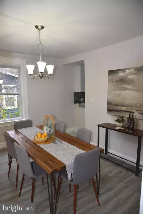 Dining - 2806 Hemlock Ave, Baltimore, MD 21214 photo 2 of 2
