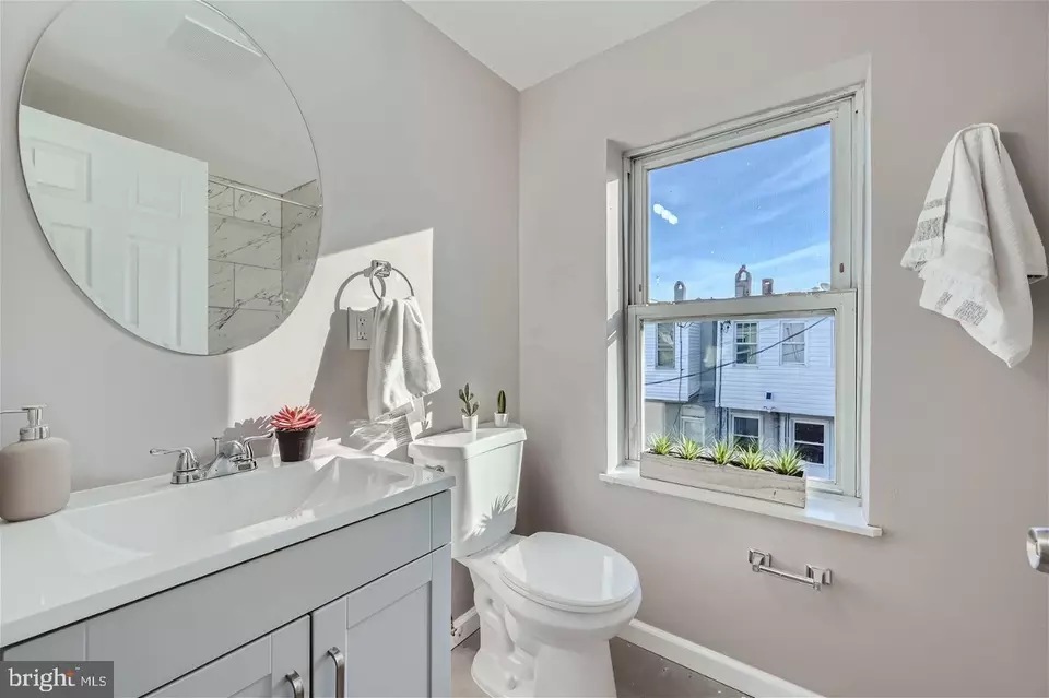 Bath - 1300 Sargeant St, Baltimore, MD 21223 photo 5 of 6