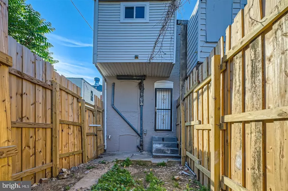 Exterior - 1300 Sargeant St, Baltimore, MD 21223 photo 5 of 6