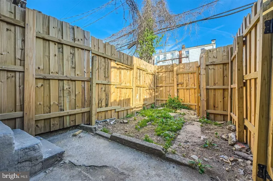 Exterior - 1300 Sargeant St, Baltimore, MD 21223 photo 4 of 6