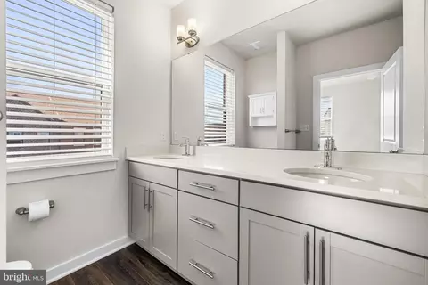 4300 Laplata Ave, Baltimore, MD 21211 photo 24