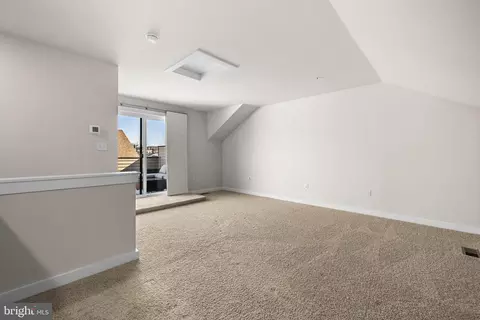 4300 Laplata Ave, Baltimore, MD 21211 photo 31