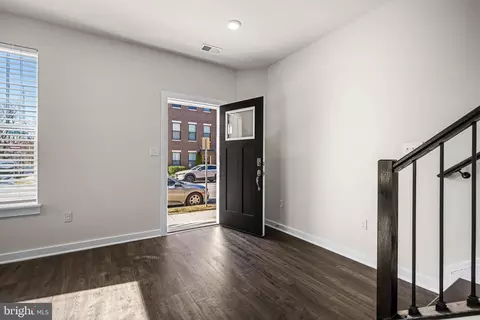 4300 Laplata Ave, Baltimore, MD 21211 photo 3