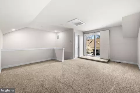 4300 Laplata Ave, Baltimore, MD 21211 photo 32