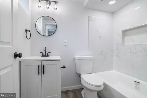 Bath - 25 S Calhoun St, Baltimore, MD 21223 photo 1 of 4
