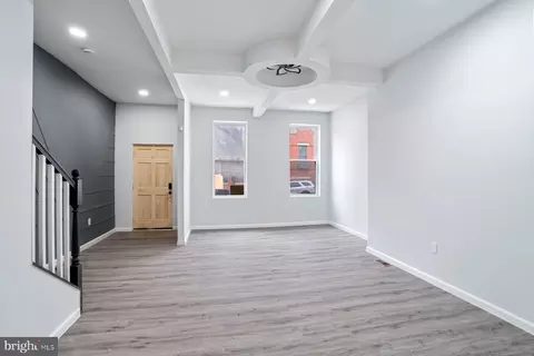 Living - 25 S Calhoun St, Baltimore, MD 21223 photo 1 of 3