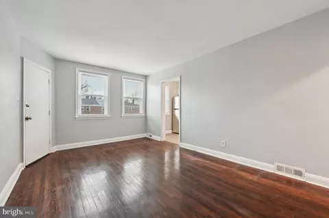 1114 Gleneagle Rd, Baltimore, MD 21239 photo 8