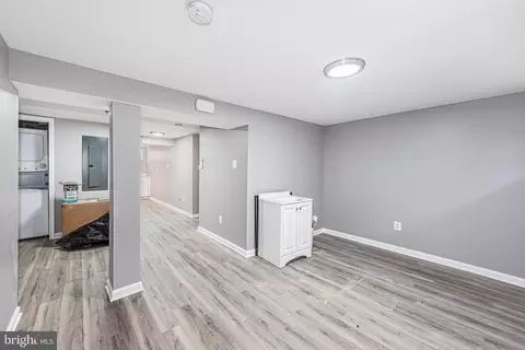Entry Way - 3434 6th St, Baltimore, MD 21225 photo 2 of 2