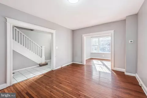 2828 Oakley Ave, Baltimore, MD 21215 photo 6