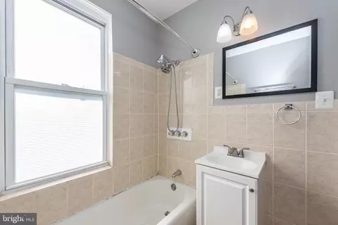 2828 Oakley Ave, Baltimore, MD 21215 photo 14