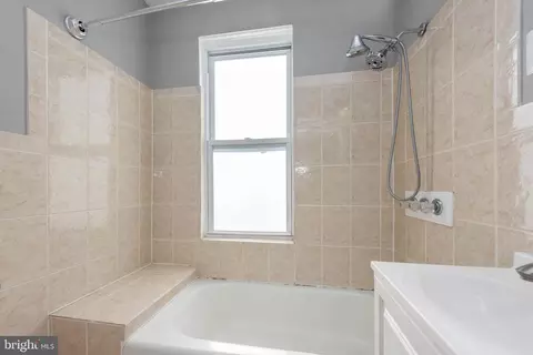2828 Oakley Ave, Baltimore, MD 21215 photo 15